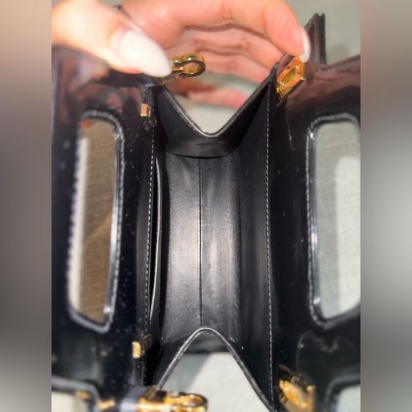 Ferragamo Wanda Mini in Black - Picture 12 of 15